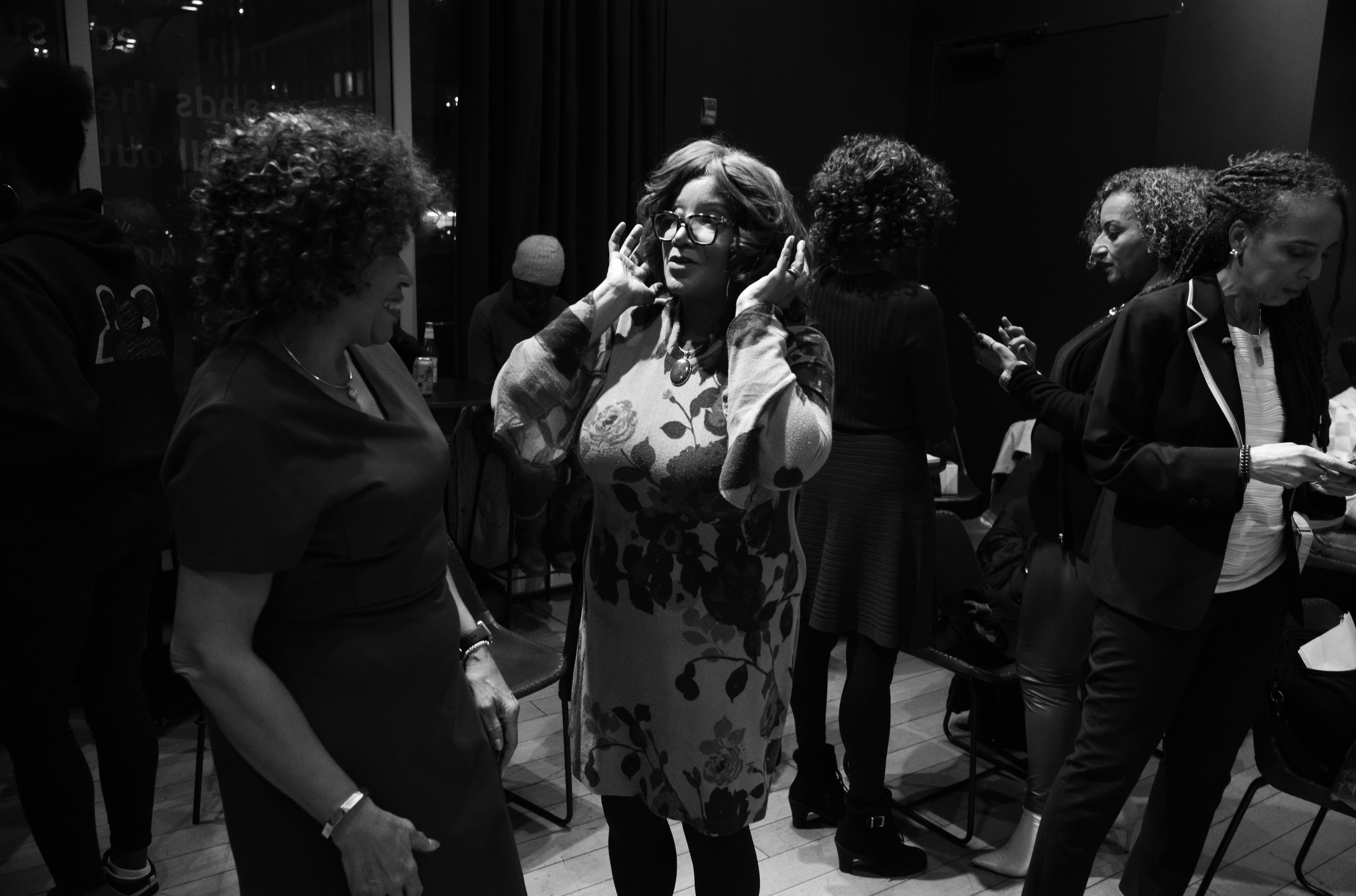 Beyond the Hashtag: Spotting Performative Allyship in Everyday Conversations